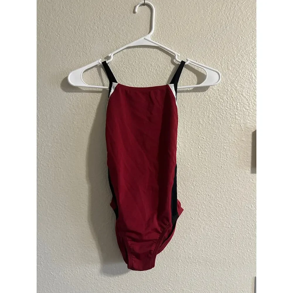 Speedo girls Swim suit NEW 12 one piece sport competition modest red black